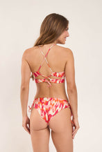 Charger l'image dans la galerie, Model Back: Rio De Sol Ensemble Set Mirage Camille Madrid