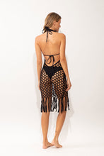 Charger l'image dans la galerie, Model Back: Rio De Sol Midi Dress Black Serena Dress