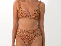 Charger et lire la vidéo dans la visionneuse de la Galerie, Video: Rio De Sol Bas Bottom Bouquet Hotpants