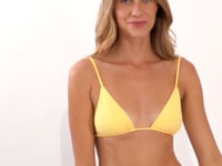 Charger et lire la vidéo dans la visionneuse de la Galerie, Video: Wednesday In Hawaii By Rio De Sol Bas Bottom Lilikoi Waimea