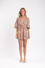 Charger l'image dans la galerie, Model Front: Rio De Sol Mini Dress Leopard Mini Dress