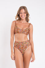 Charger l'image dans la galerie, Model Front: Rio De Sol Haut Top Bouquet Bliss