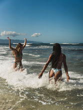 Charger l'image dans la galerie, Image 07: Rio De Sol Haut Top Valley Kauai