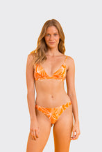 Charger l'image dans la galerie, Model Front: Rio De Sol Ensemble Set Trail-Orange Tri-Fixo Essential
