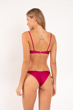 Charger l'image dans la galerie, Model Back: Rio De Sol Bas Bottom Shimmer-Desejo Cheeky-Tie-Gold
