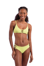 Charger l'image dans la galerie, Model Front: Rio De Sol Bas Bottom Bora-Citrus Madrid-Trio
