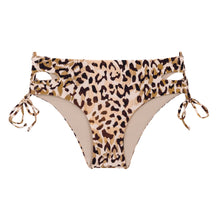 Charger l'image dans la galerie, Product Front: Rio De Sol Bas Bottom Leopard Madrid
