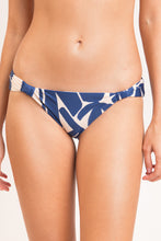 Charger l'image dans la galerie, Gallery: Rio De Sol Bas Bottom Pottery Mel-Comfy

