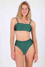 Charger l'image dans la galerie, Model Front: Rio De Sol Ensemble Set Palace Bandeau-Reto Hotpants
