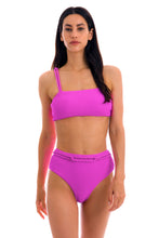 Charger l'image dans la galerie, Model Front: Rio De Sol Ensemble Set St-Tpz-Pink Reto Hotpant-High

