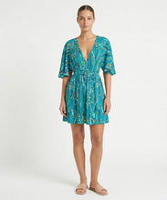 Charger l'image dans la galerie, Model Front: Rio De Sol Mini Dress Rain Mini Dress
