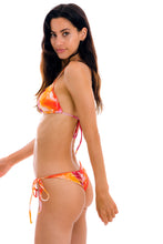 Charger l'image dans la galerie, Image 04: Rio De Sol Bas Bottom Tiedye-Red Frufru
