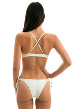 Charger l'image dans la galerie, Model Back: Rio De Sol Bas Bottom Perola Tri Arg
