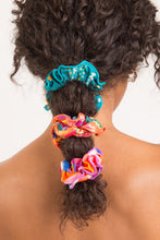 Charger l'image dans la galerie, Image 05: Rio De Sol Chouchou Love-Trip Scrunchie
