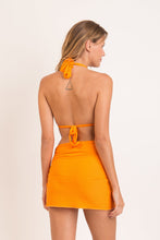 Charger l'image dans la galerie, Model Back: Rio De Sol Jupe De Page Dots-Mango Skirt-Knot
