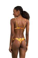 Charger l'image dans la galerie, Model Back: Rio De Sol Ensemble Set Stories Tri-Fixo Cheeky-Micro
