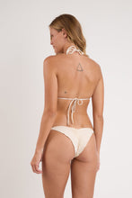 Charger l'image dans la galerie, Model Back: Rio De Sol Haut Top Malibu-Natural Frufru
