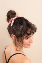 Charger l&#39;image dans la galerie, Boho Scrunchie
