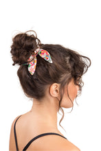 Charger l&#39;image dans la galerie, Boho Scrunchie
