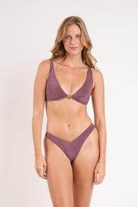 Model Front: Rio De Sol Bas Bottom Malibu-Ebano Cali