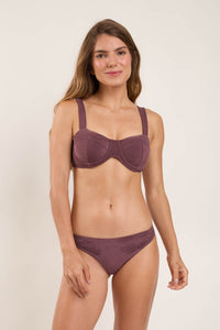 Model Front: Rio De Sol Bas Bottom Malibu-Ebano Essential-Comfy