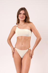 Model Front: Rio De Sol Bas Bottom Malibu-Natural Bia