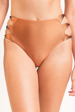 Charger l&#39;image dans la galerie, Gallery: Rio De Sol Bas Bottom Nocciola High-Waist-Spin
