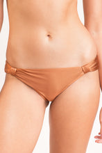 Charger l&#39;image dans la galerie, Gallery: Rio De Sol Bas Bottom Nocciola Mel
