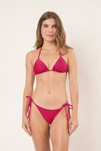 Charger l&#39;image dans la galerie, Model Front: Rio De Sol Bas Bottom Shimmer-Desejo Cheeky-Tie
