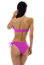 Charger l&#39;image dans la galerie, Model Back: Rio De Sol Bas Bottom Uv-Pink Madrid
