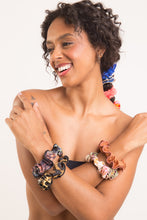 Charger l&#39;image dans la galerie, Image 03: Rio De Sol Chouchou Nocciola Scrunchie
