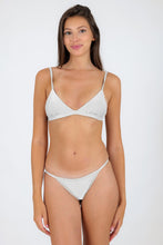Charger l&#39;image dans la galerie, Model Front: Rio De Sol Ensemble Set Shimmer-White Tri-Fixo California
