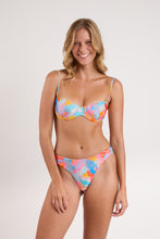 Charger l&#39;image dans la galerie, Model Front: Rio De Sol Haut Top Cloud Kelli

