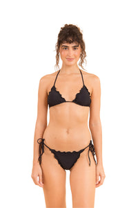 Model Front: Rio De Sol Haut Top Dots-Black Frufru