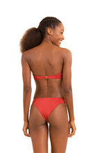 Charger l&#39;image dans la galerie, Model Back: Rio De Sol Haut Top Malibu-Chili Bandeau-Duo
