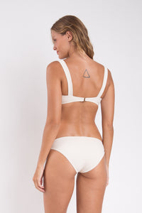 Model Back: Rio De Sol Haut Top Malibu-Natural Amelia