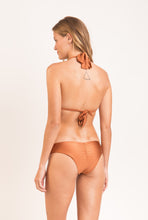 Charger l&#39;image dans la galerie, Model Back: Rio De Sol Haut Top Nocciola Mel
