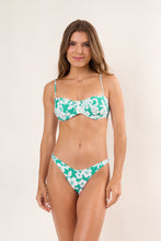 Charger l&#39;image dans la galerie, Model Front: Rio De Sol Haut Top Pua-Valley Coral

