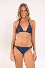 Charger l&#39;image dans la galerie, Model Front: Rio De Sol Haut Top Shimmer-Shark Mel
