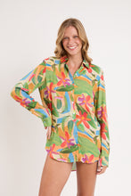 Charger l&#39;image dans la galerie, Model Front: Rio De Sol Chemise Tropical Shirt Greta
